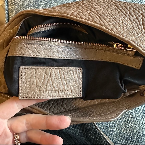 Pebbled Lambskin Darcy Hobo Tan Rose Gold Hardware - Picture 13 of 14